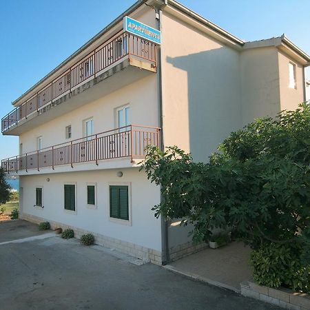 Apartments Daniela Trogir Exterior foto